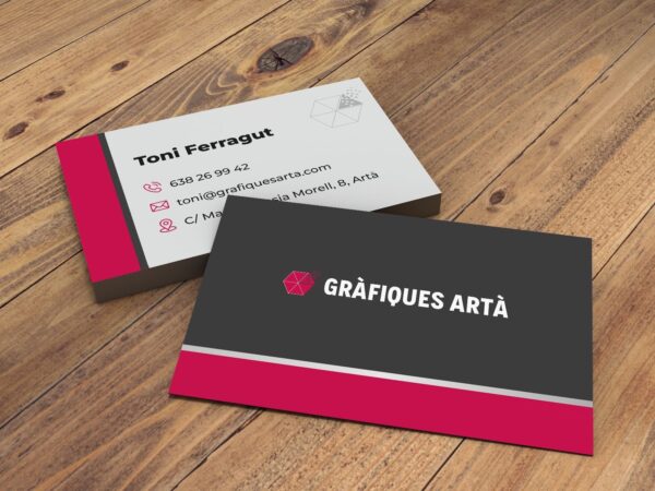 Targetes de visita de Gràfiques Artà Targetes de visita reals de Gràfiques Artà en negre i magenta